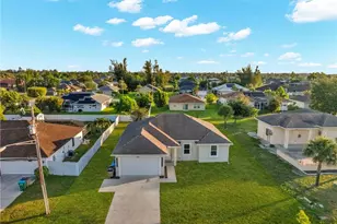 1133 SW Trafalgar Parkway, Cape Coral, FL 33991 - Photo 19