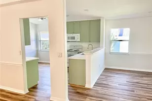 7588 Cameron Cir, Fort Myers, FL 33912 - Photo 5