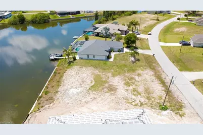 1227 NW 20th Pl, Cape Coral, FL 33993 - Photo 5