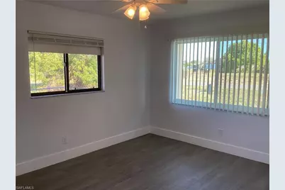 1123 NE 15th Ln, Cape Coral, FL 33909 - Photo 15