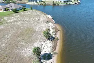 4213 NW 39th St, Cape Coral, FL 33993 - Photo 1