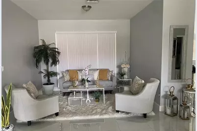 9561 Blue Stone Cir, Fort Myers, FL 33913 - Photo 3