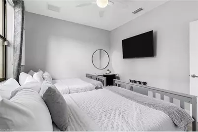 828 SW 28th St, Cape Coral, FL 33914 - Photo 23