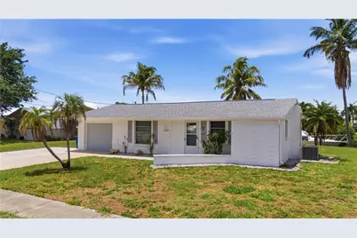 4425 N Canal Cir, North Fort Myers, FL 33903 - Photo 13