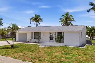 4425 N Canal Cir, North Fort Myers, FL 33903 - Photo 13