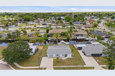 4425 N Canal Cir, North Fort Myers, FL 33903 - Photo 15