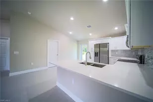 1011 Kent St E, Lehigh Acres, FL 33974 - Photo 5