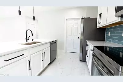 509 SW 27th Ter, Cape Coral, FL 33914 - Photo 13