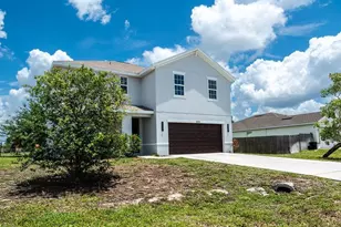 509 SW 27th Terrace, Cape Coral, FL 33914 - Photo 3