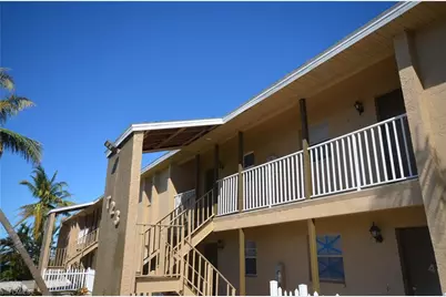 723 SE 10th St, Cape Coral, FL 33990 - Photo 3