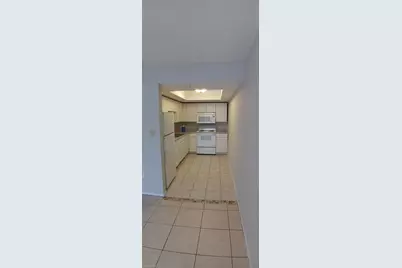 2135 Virginia Ave #11, Fort Myers, FL 33901 - Photo 5