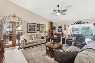 18441 Orangecrest Ct, Lehigh Acres, FL 33936 - Photo 9