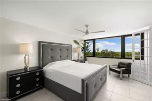 5601 Turtle Bay Dr, Naples, FL 34108 - Photo 19