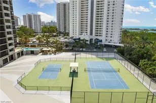 5601 Turtle Bay Dr, Naples, FL 34108 - Photo 27