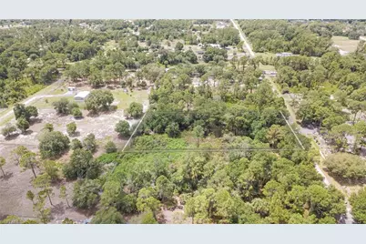 235 N Romero St, Clewiston, FL 33440 - Photo 3