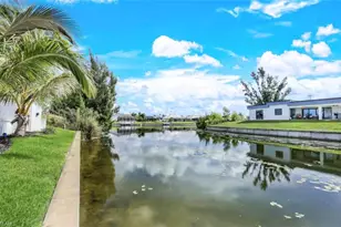 2405 SW 11th Ave, Cape Coral, FL 33991 - Photo 17