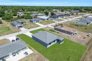 8045 Buttercup Cir, Labelle, FL 33935 - Photo 39
