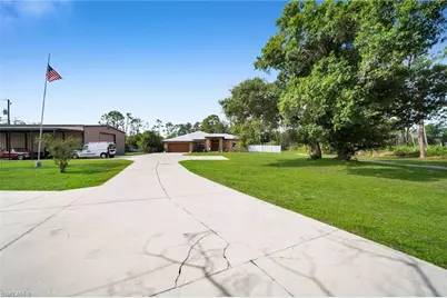 3241 Tropicaire Blvd, North Port, FL 34286 - Photo 11