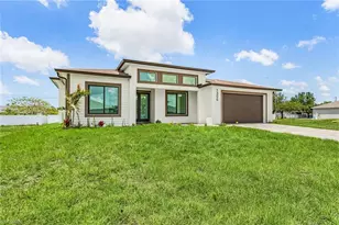 1306 NE 3rd Ave, Cape Coral, FL 33909 - Photo 1