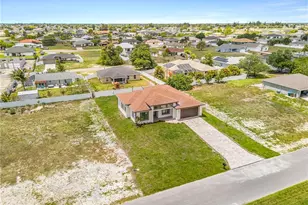 1306 NE 3rd Ave, Cape Coral, FL 33909 - Photo 27