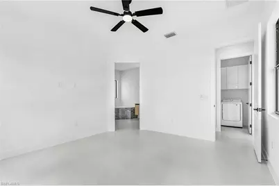 1322 NE 5th Pl, Cape Coral, FL 33909 - Photo 21