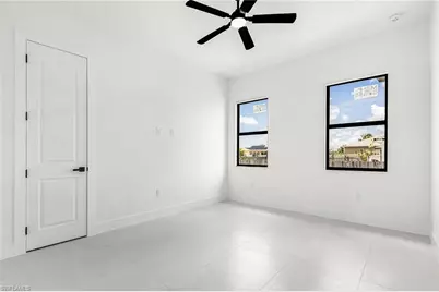 1322 NE 5th Pl, Cape Coral, FL 33909 - Photo 19