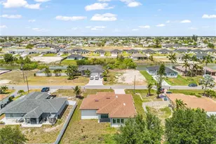 324 NE 15th St, Cape Coral, FL 33909 - Photo 25