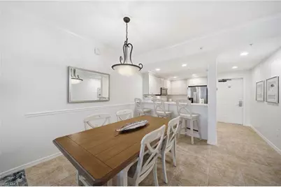 221 9th St S #206, Naples, FL 34102 - Photo 9