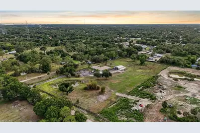 17221 Shelby Ln, North Fort Myers, FL 33917 - Photo 49