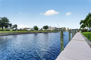 1022 SE 46th St, Cape Coral, FL 33904 - Photo 5
