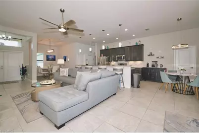 1119 NE 2nd Ter, Cape Coral, FL 33909 - Photo 9