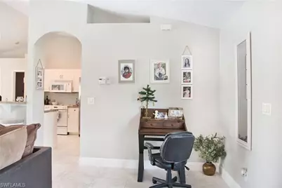 818 SW 11th Ave, Cape Coral, FL 33991 - Photo 13