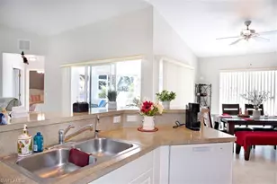 818 SW 11th Ave, Cape Coral, FL 33991 - Photo 17