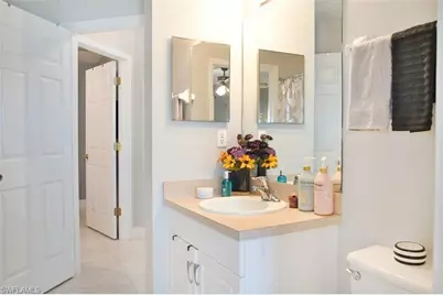 818 SW 11th Ave, Cape Coral, FL 33991 - Photo 21
