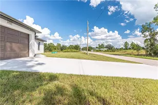 2708 42nd St W, Lehigh Acres, FL 33971 - Photo 5