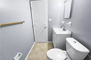 6617 Warwick Cir, Fort Myers, FL 33919 - Photo 21