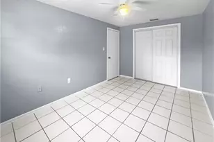 6617 Warwick Cir, Fort Myers, FL 33919 - Photo 23
