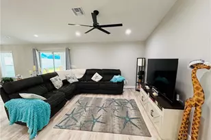 511 NW 6th St, Cape Coral, FL 33993 - Photo 9