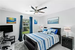 203 SE 14th Ct, Cape Coral, FL 33990 - Photo 15