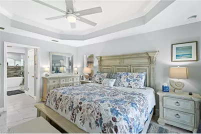 203 SE 14th Ct, Cape Coral, FL 33990 - Photo 11
