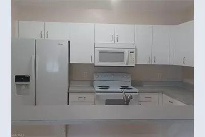 100 SW Trafalgar Pkwy #104, Cape Coral, FL 33991 - Photo 5