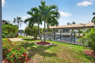 4419 N Pacific Cir, North Fort Myers, FL 33903 - Photo 23