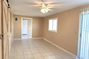 3814 SE 3rd Pl, Cape Coral, FL 33904 - Photo 7