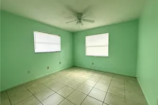 3814 SE 3rd Pl, Cape Coral, FL 33904 - Photo 15