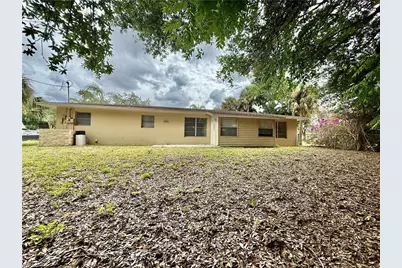 706 E 3rd St, Lehigh Acres, FL 33936 - Photo 21