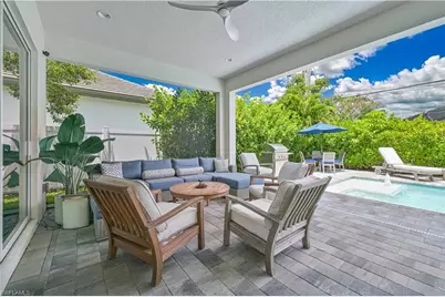 693 105th Ave N, Naples, FL 34108 - Photo 9