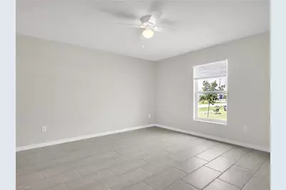 4620 SW 8th Ct, Cape Coral, FL 33914 - Photo 9