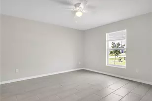 4620 SW 8th Ct, Cape Coral, FL 33914 - Photo 9