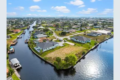 1101 SE 38th St, Cape Coral, FL 33904 - Photo 7
