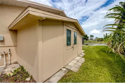 205 SW 8th St, Cape Coral, FL 33991 - Photo 43